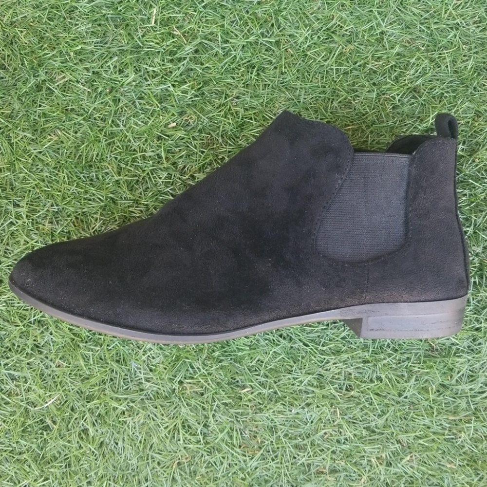 Booties by American Rag - Picture 3 of 8